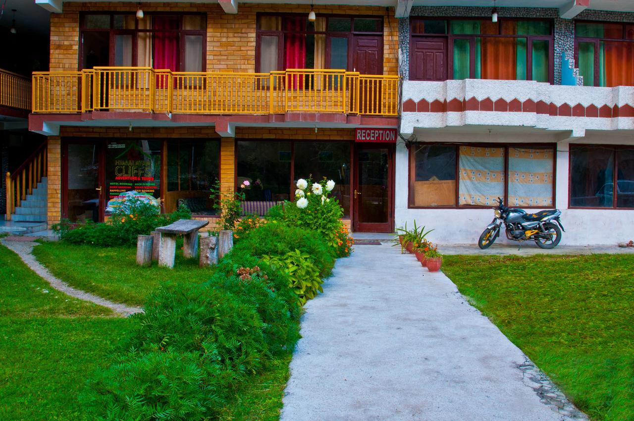 Hotel Himalayan Riverside Resort, 4*