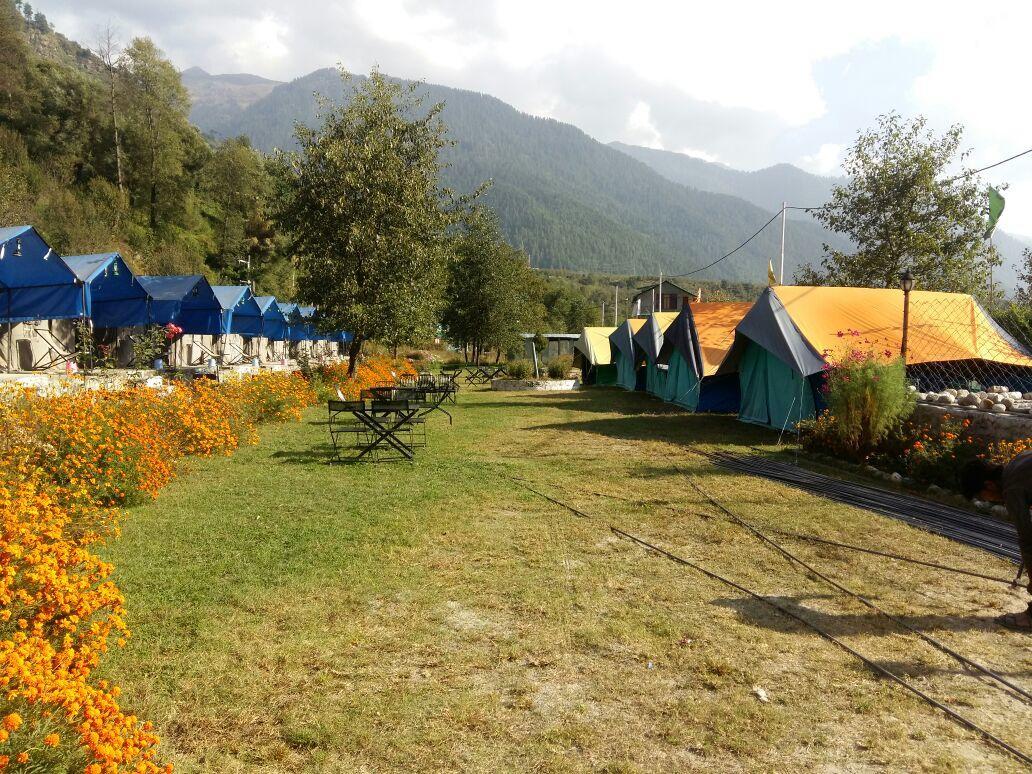 Himalayan Riverside Resort, 4* Manali (Himachal Pradesh)