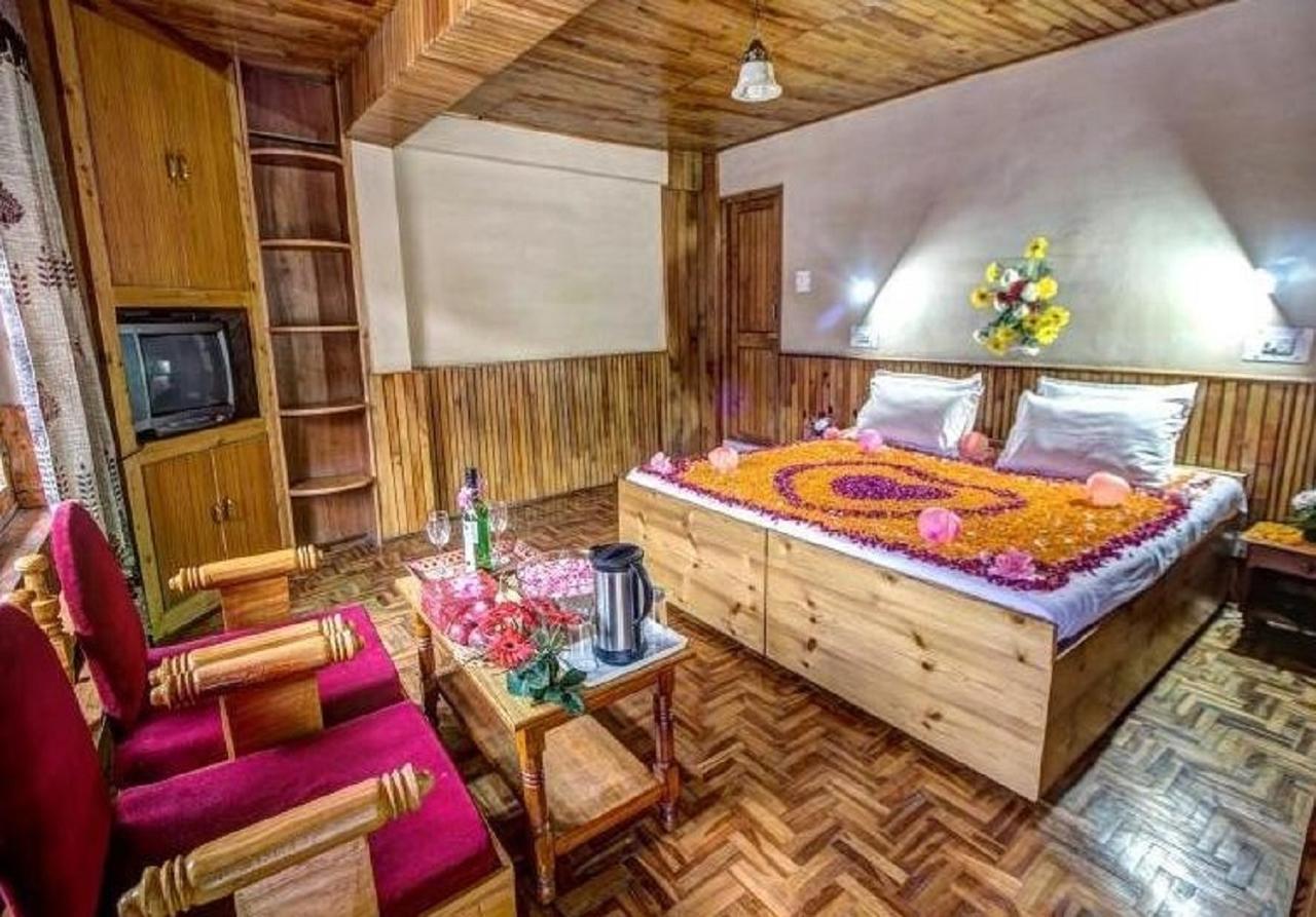 Hotel Himalayan Manali (Himachal Pradesh)