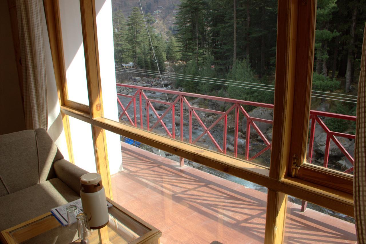 Hotel Dream Land Manali (Himachal Pradesh)