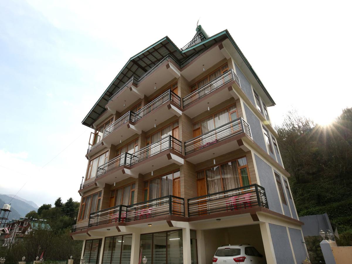 Hotel Oyo 10116 Rhythm Retreat Manali (Himachal Pradesh)