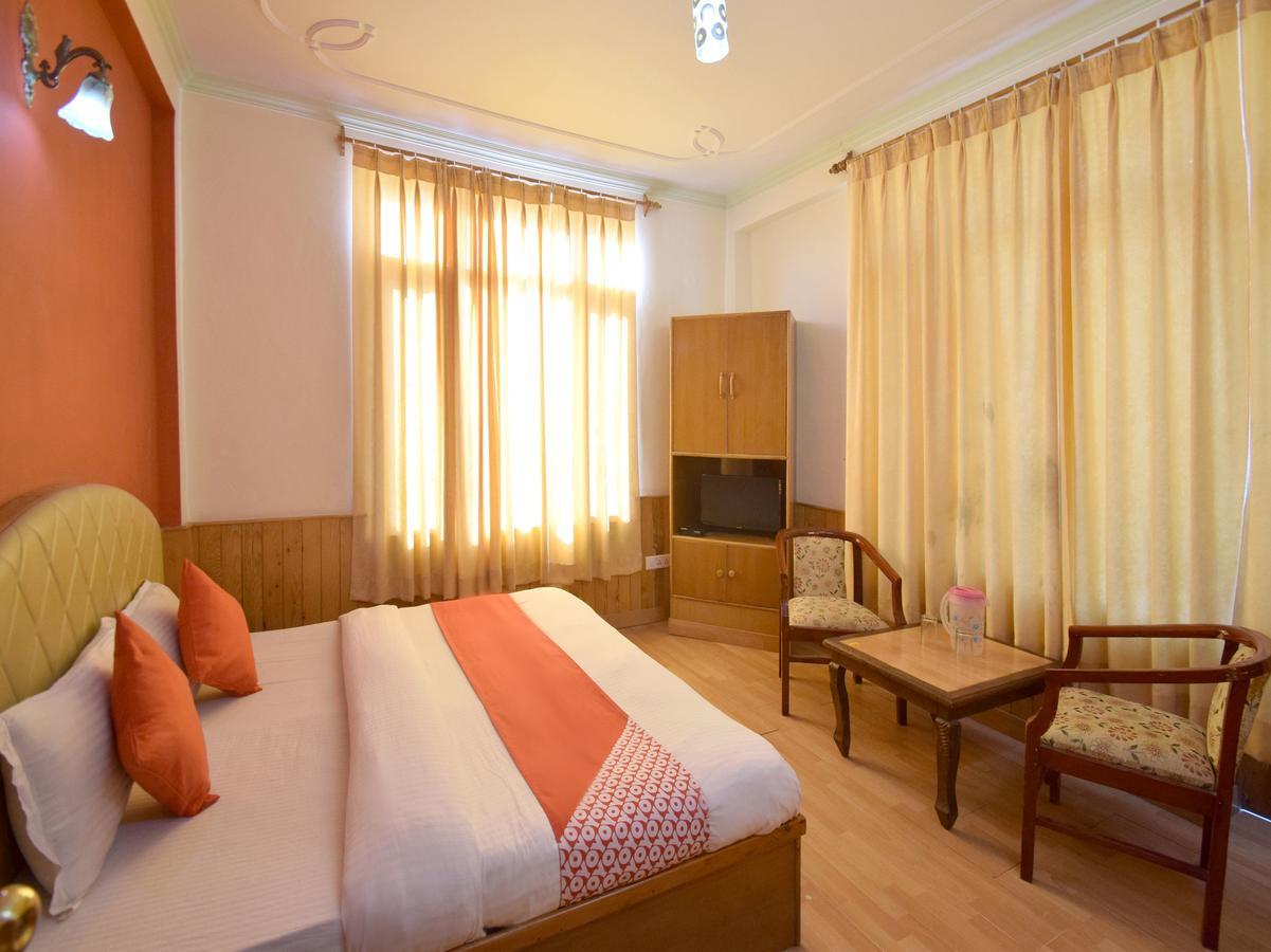 Hotel Himalayan 3*