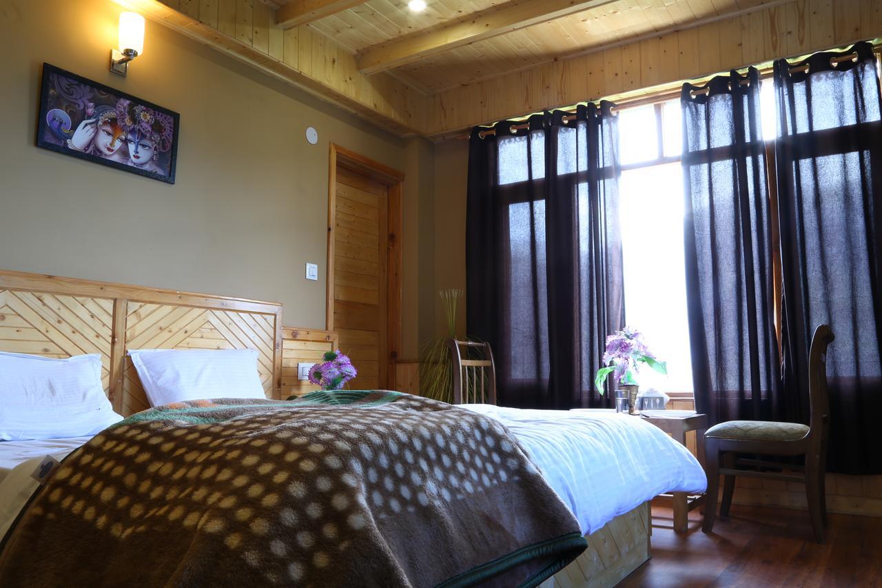 Hotel Kanyal Height Manali (Himachal Pradesh)