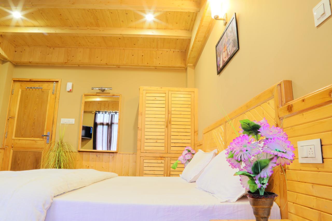 Hotel Kanyal Height