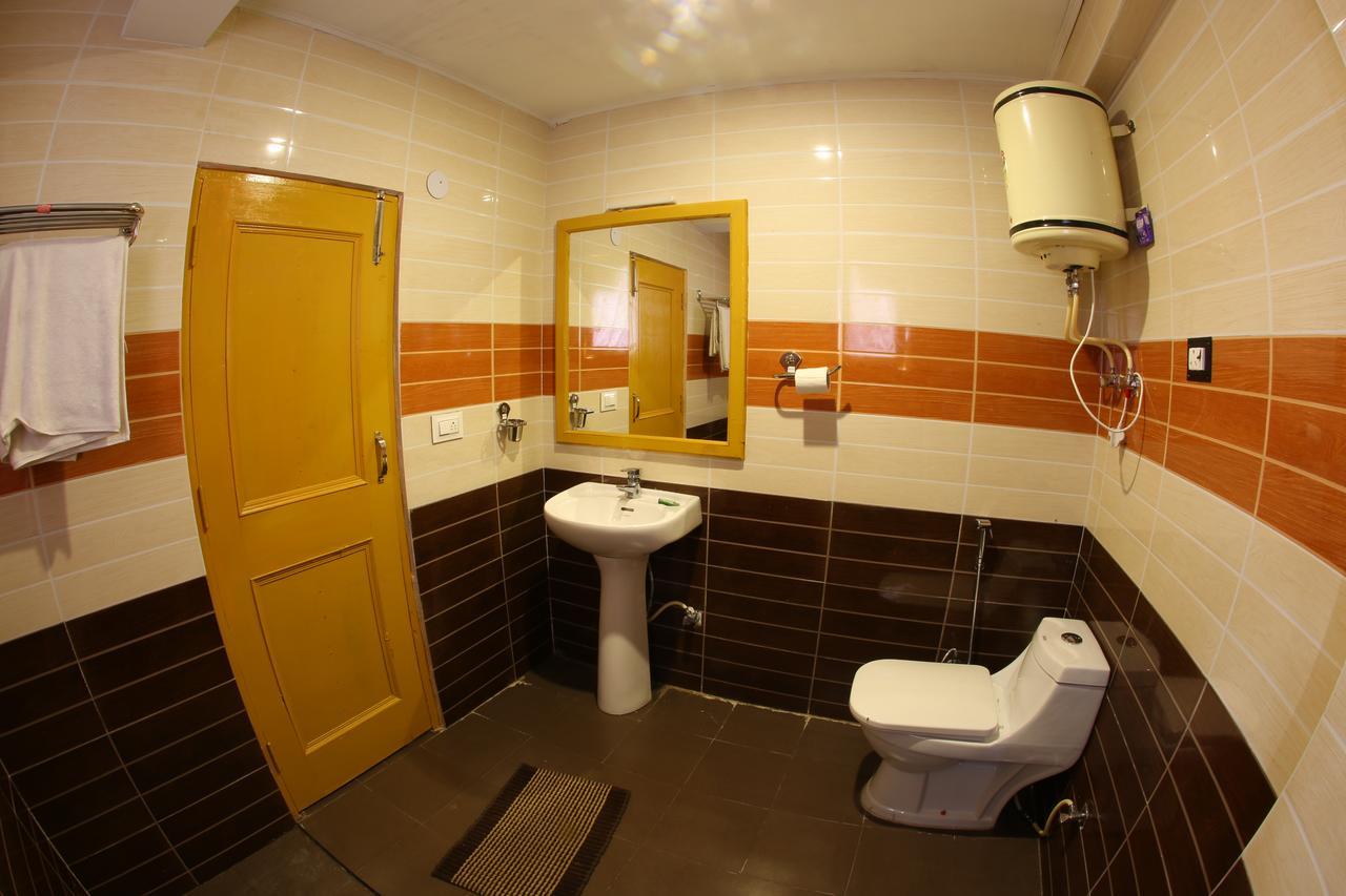 Kanyal Height Hotel 2*