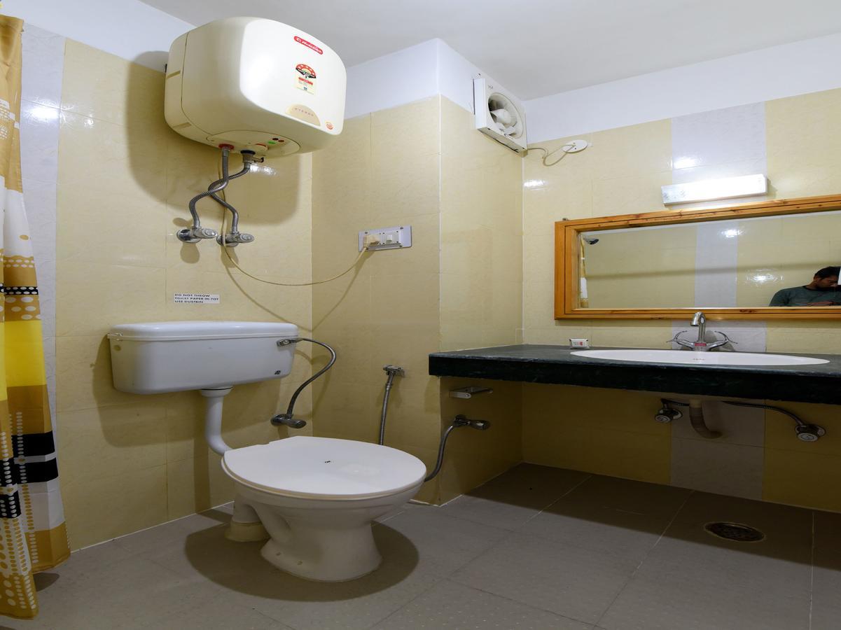 Hotel Tourist Nest Old 3*
