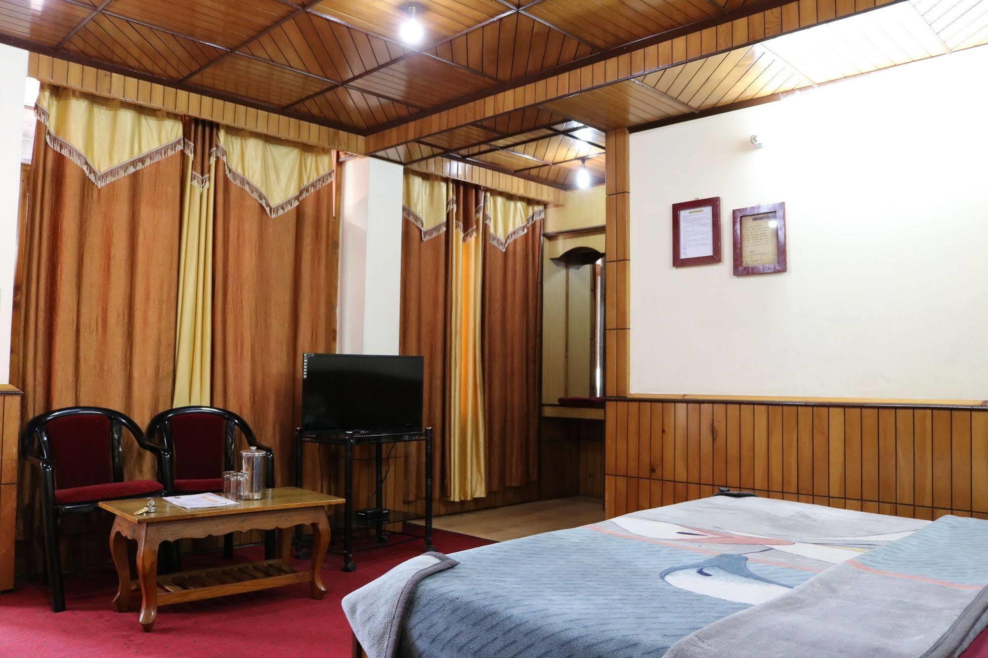 New Adarsh 2* Manali (Himachal Pradesh)