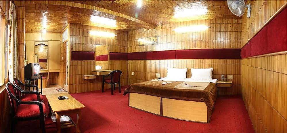 New Adarsh 2* Manali (Himachal Pradesh)