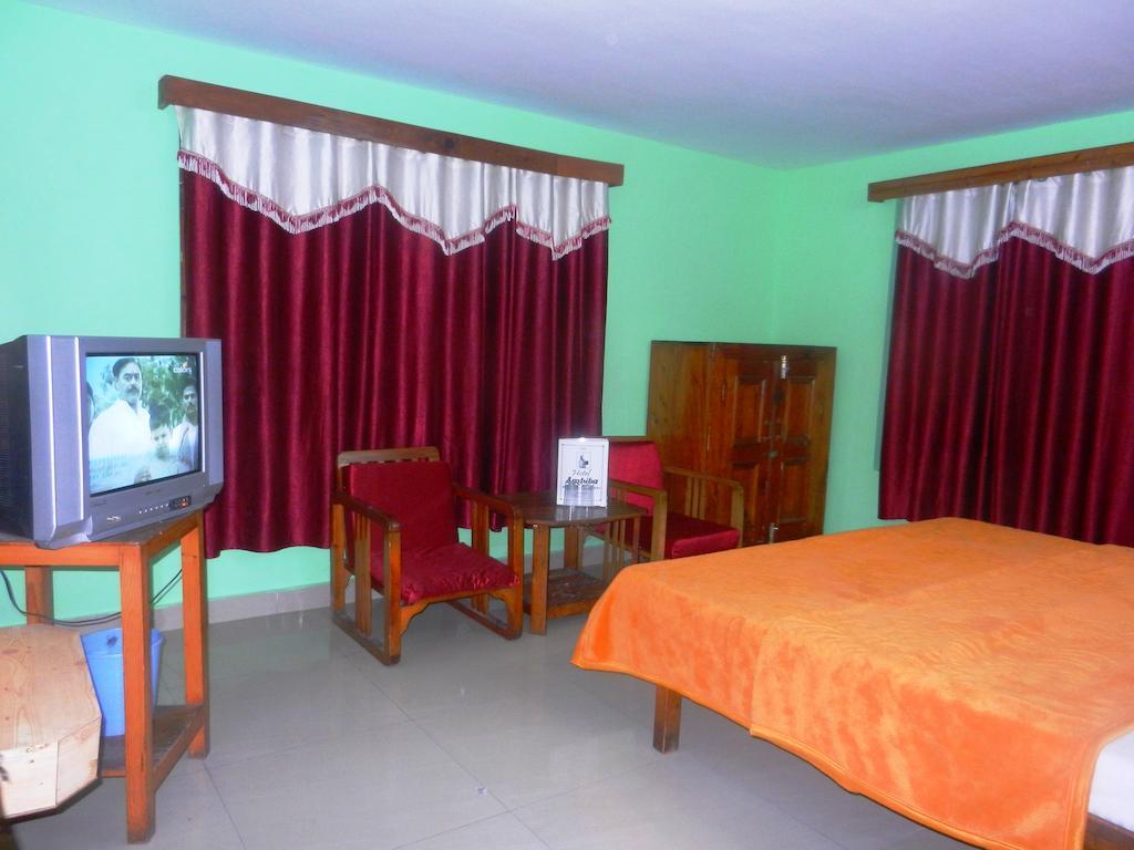 Ambika Hotel 2*
