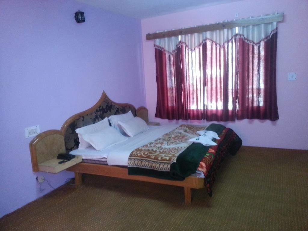 Ambika Manali (Himachal Pradesh)