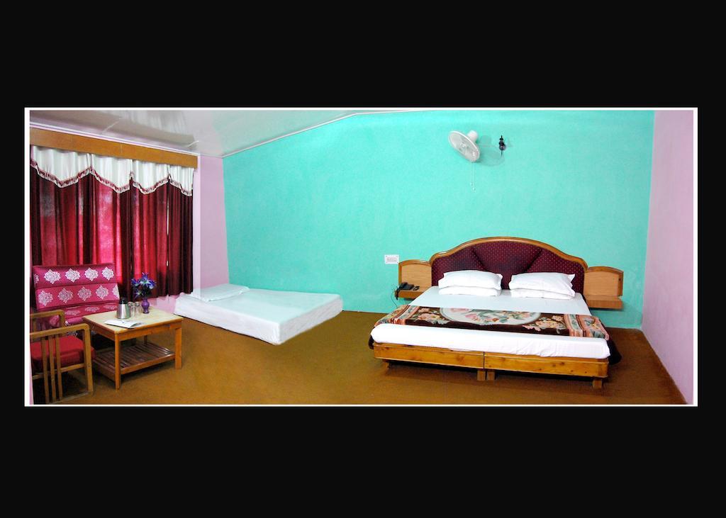 Ambika 2* Manali (Himachal Pradesh)