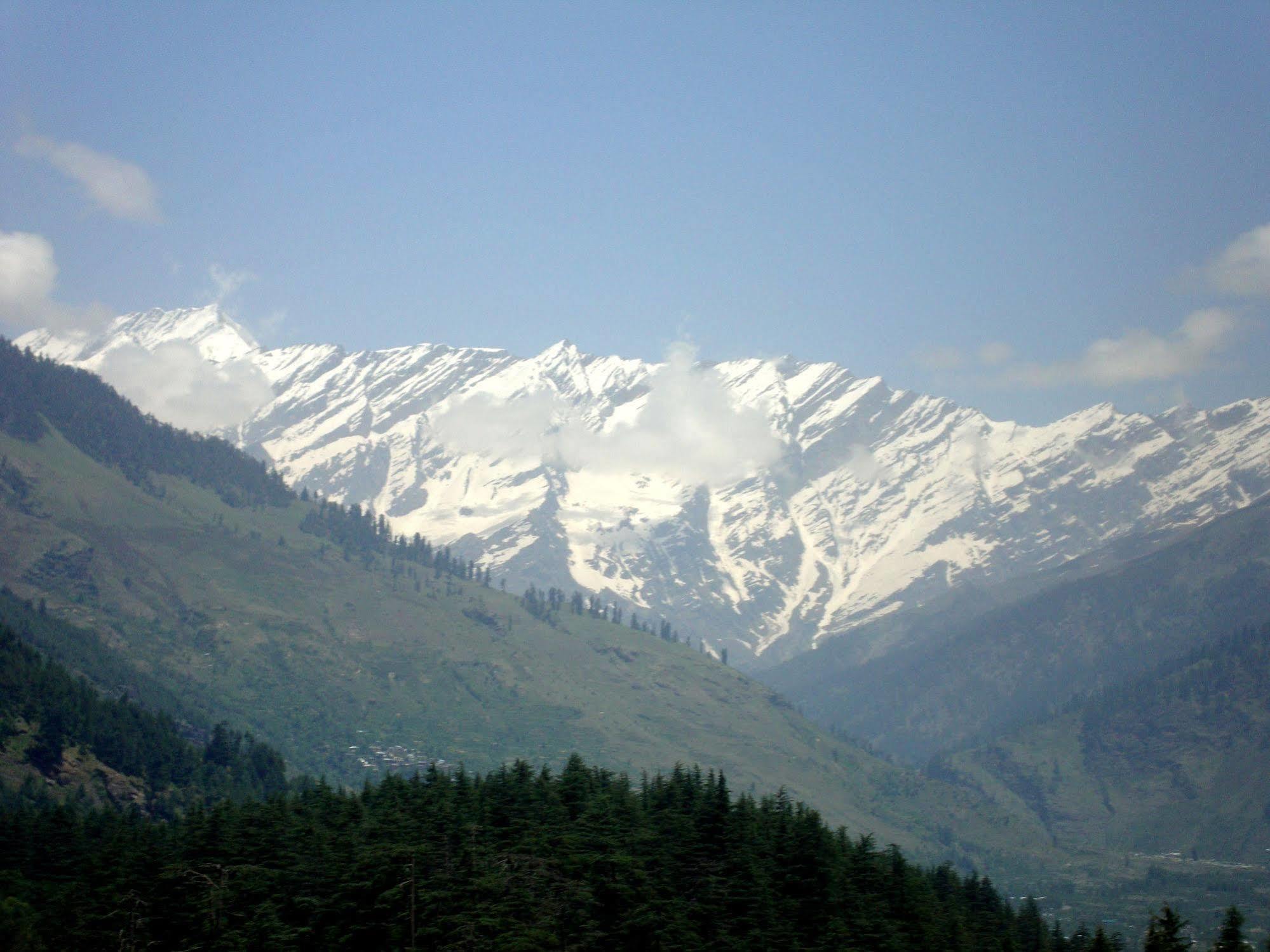 Vintage 3* Manali (Himachal Pradesh)
