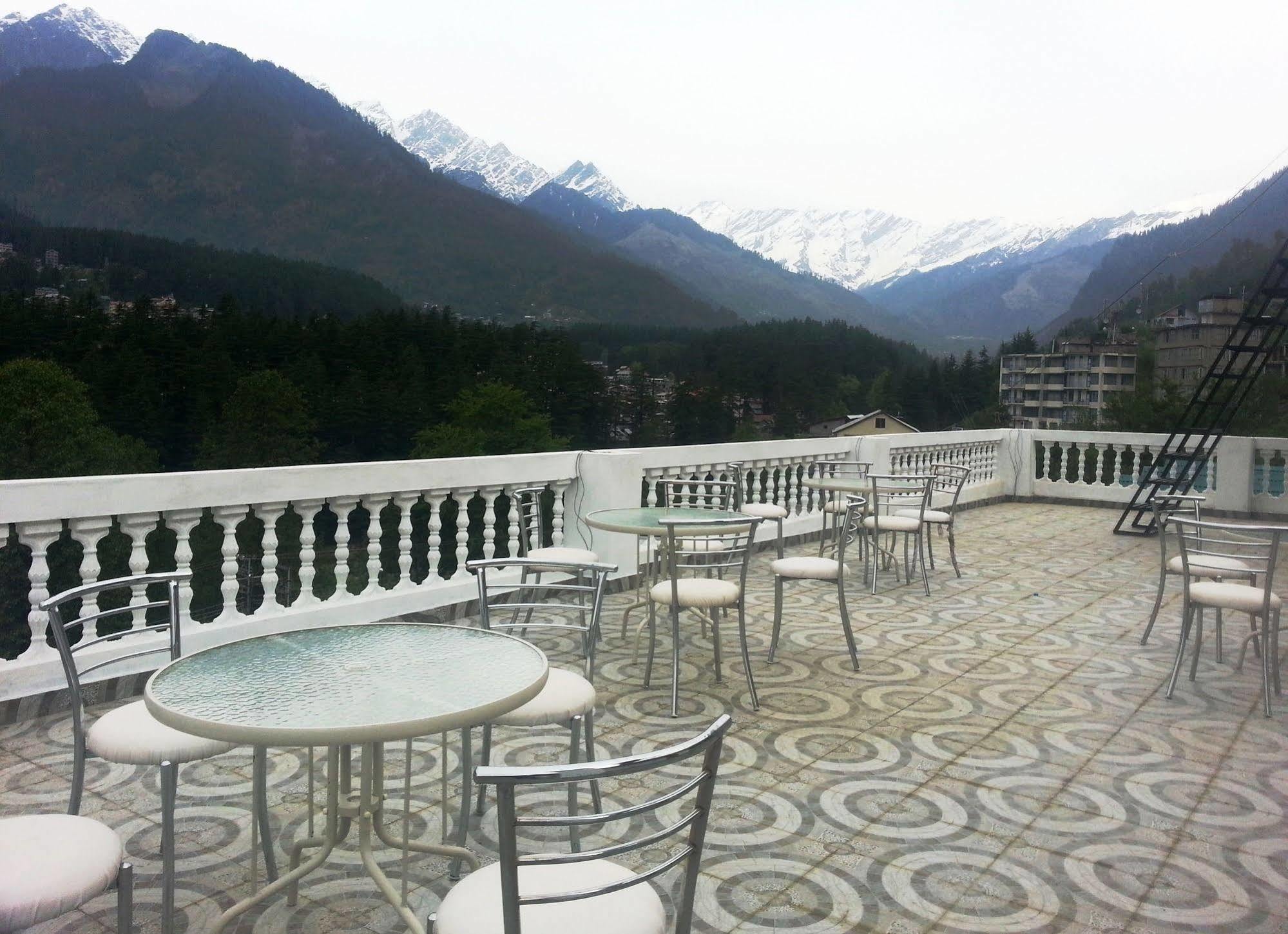 Hotel Vintage Manali (Himachal Pradesh)