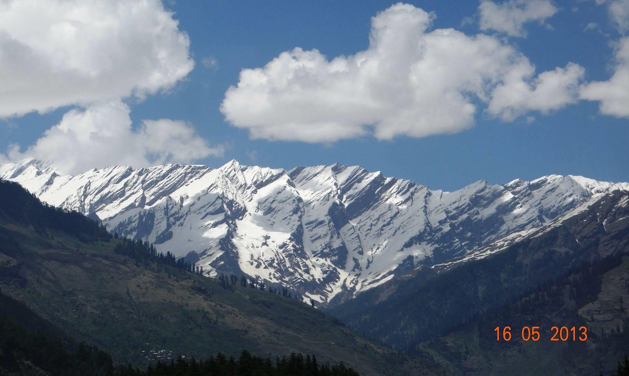 Vintage 3* Manali (Himachal Pradesh)