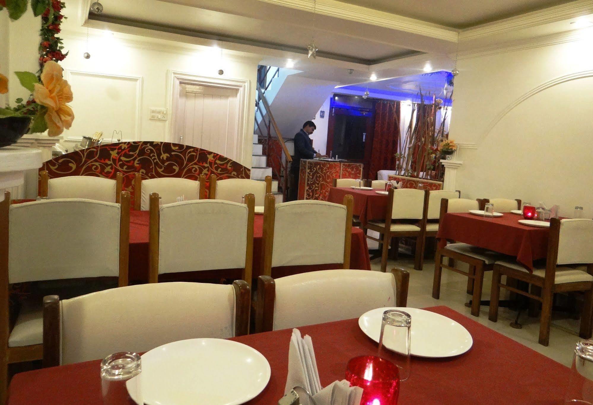 Vintage 3* Manali (Himachal Pradesh)