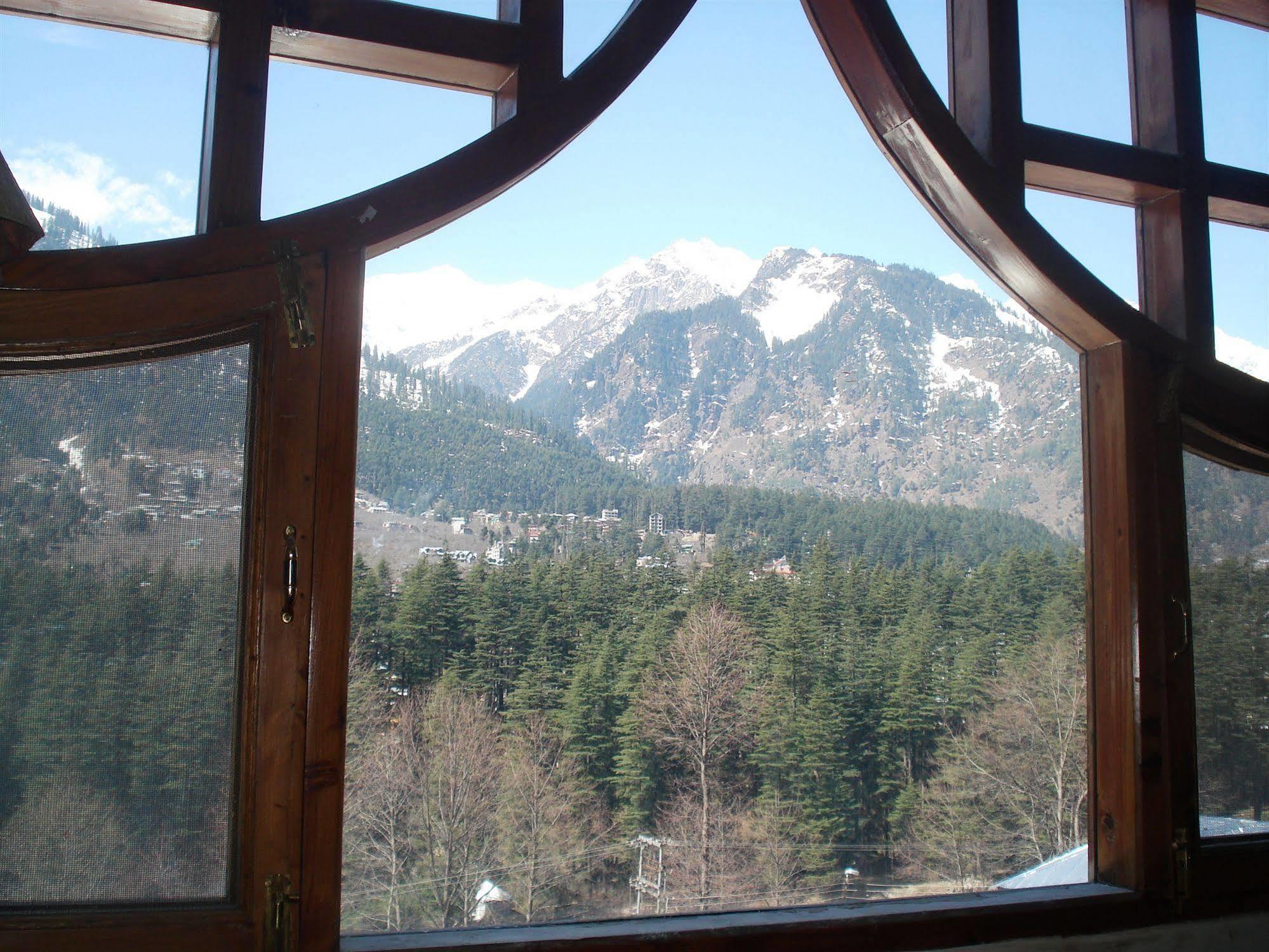 Hotel Vintage Manali (Himachal Pradesh)