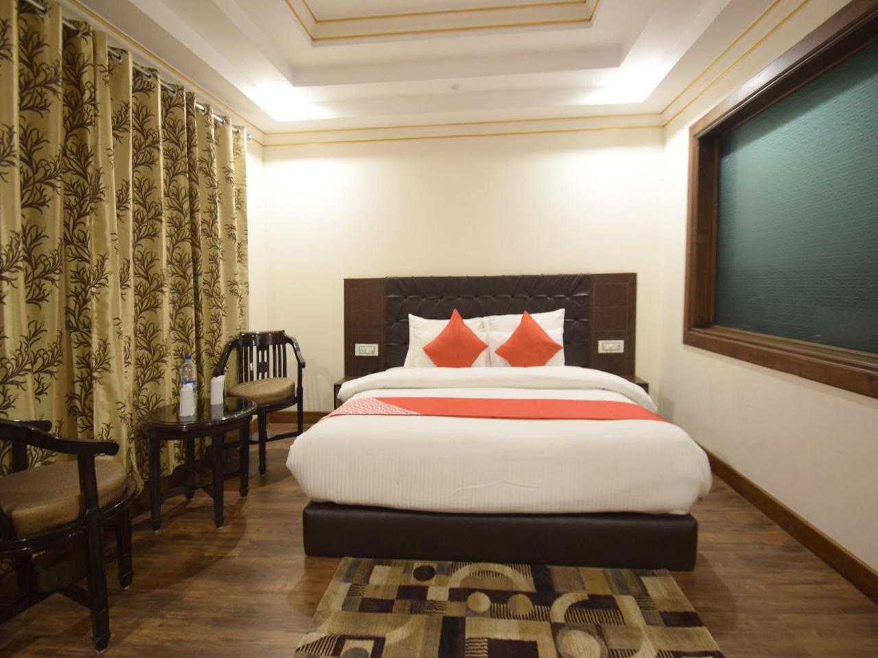 Hotel Oyo 12072 Lifestyle