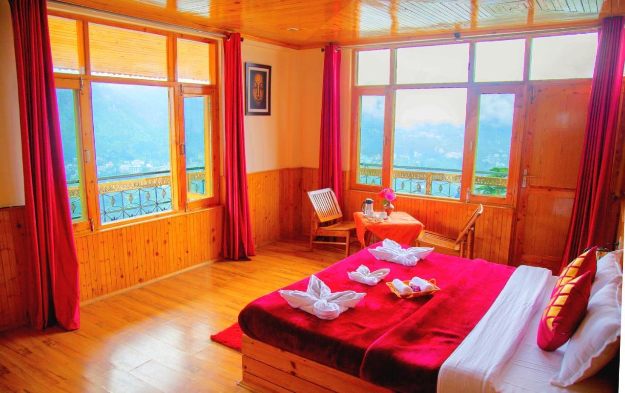 Pause At Hotel Manali (Himachal Pradesh)