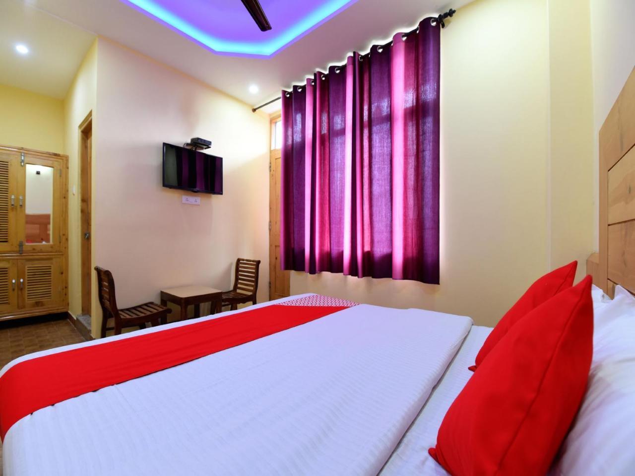 Oyo 14141 Apple Valley View Manali (Himachal Pradesh)