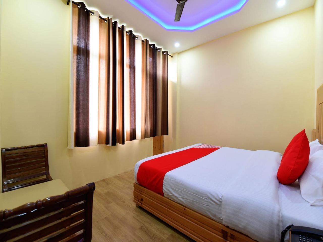 Hotel Oyo 14141 Apple Valley View Manali (Himachal Pradesh)