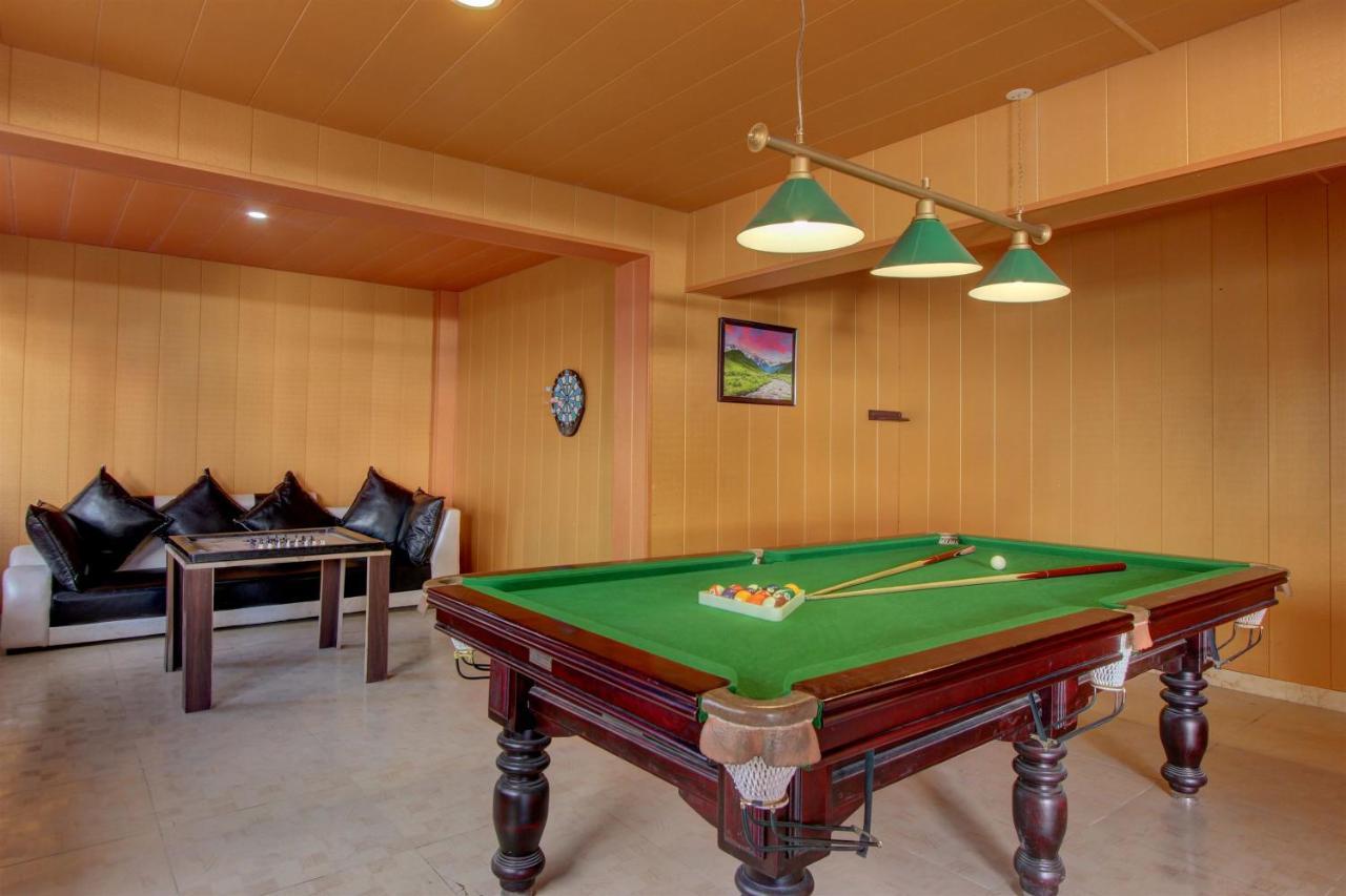 Hill County & Hotel Manali (Himachal Pradesh)