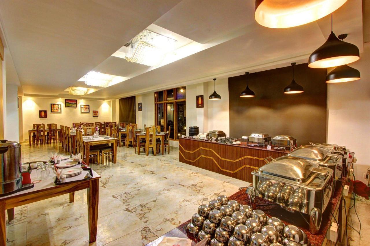 Hotel Hill County & Manali (Himachal Pradesh)
