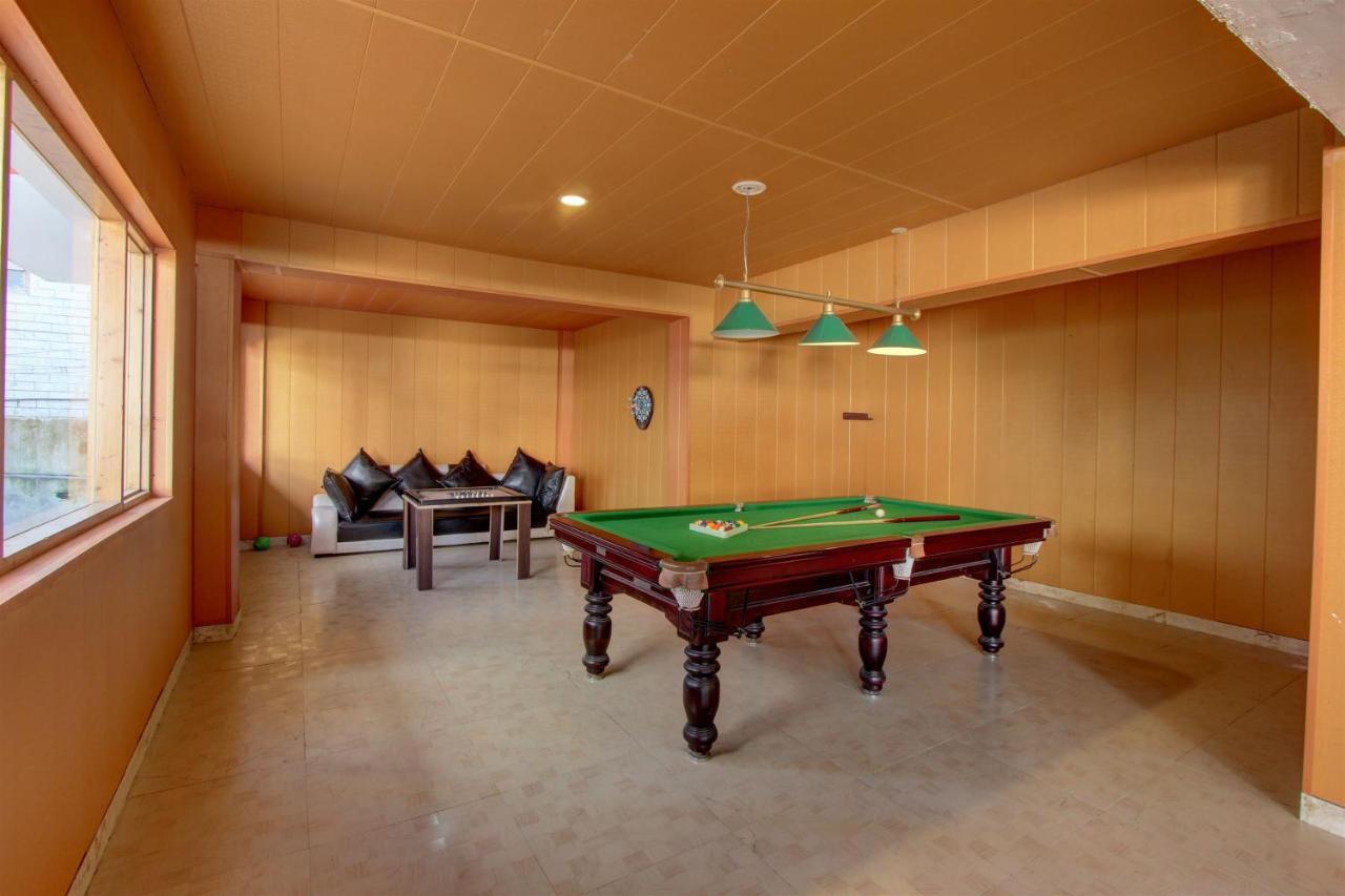 Hill County & Hotel Manali (Himachal Pradesh)