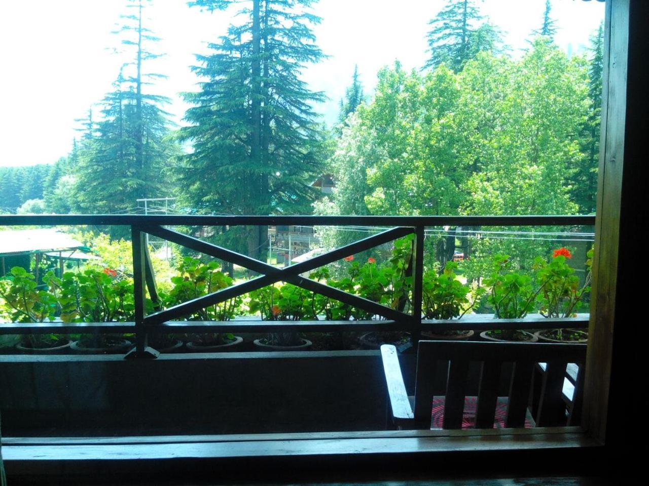 Bed & Breakfast Retreat Manali (Himachal Pradesh)