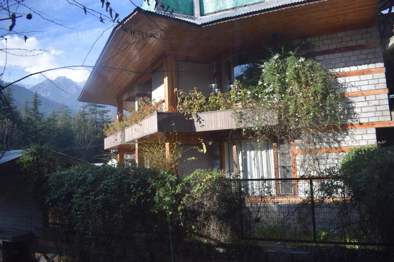 Bed & Breakfast Retreat *