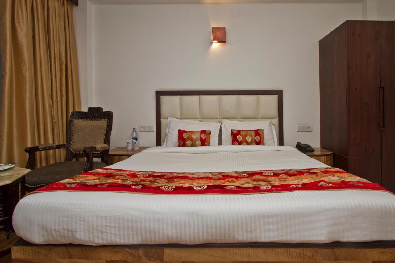The Whispering By Vivaan Hotel Manali (Himachal Pradesh)
