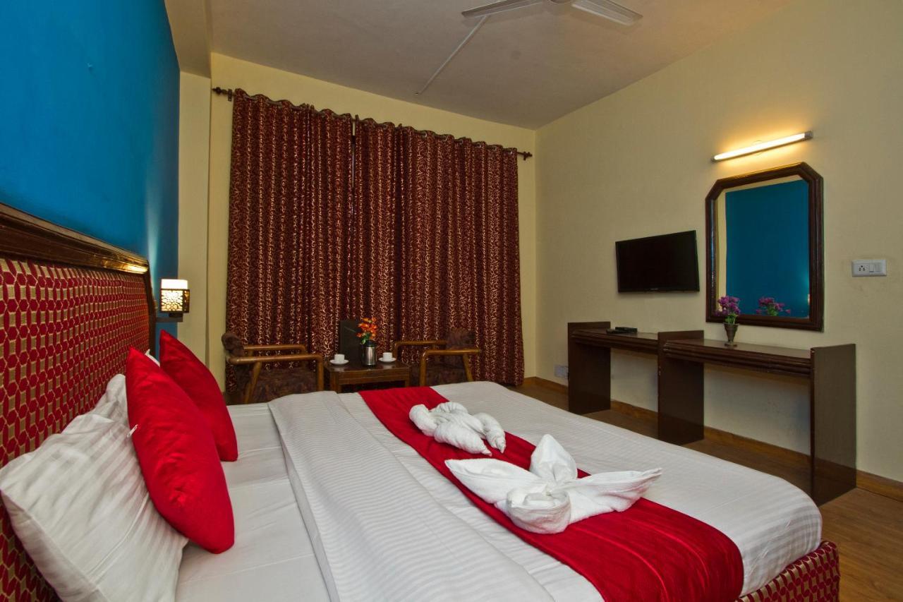 Hotel Sitara International Manali (Himachal Pradesh)
