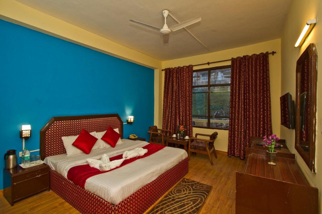 Sitara International Hotel