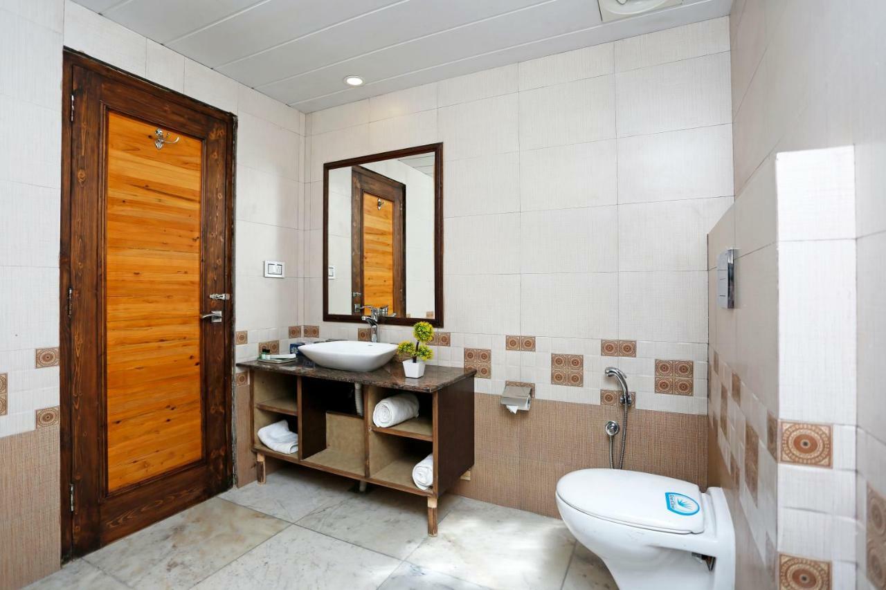 Oyo 12072 Lifestyle Hotel 3*