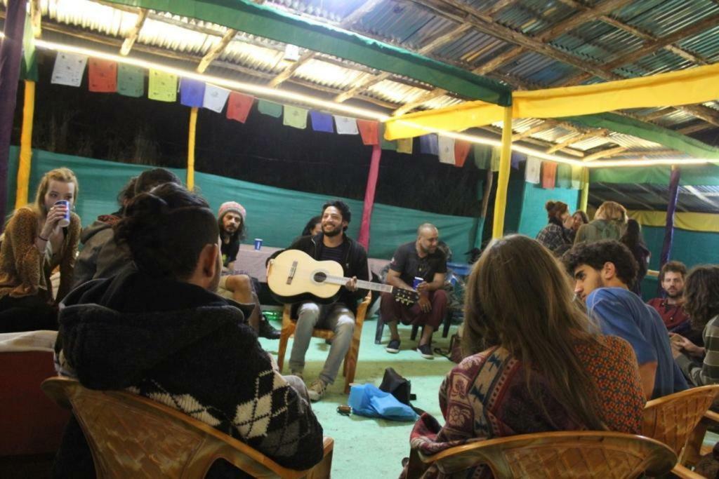 Lilly & Cafe Hostel