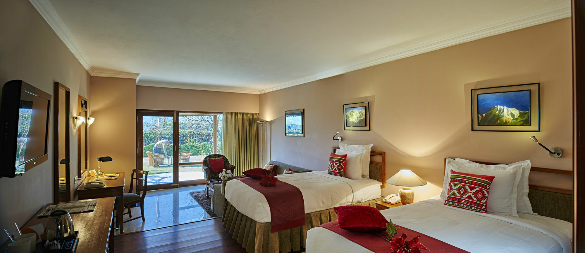 Club Mahindra White Meadows 4*