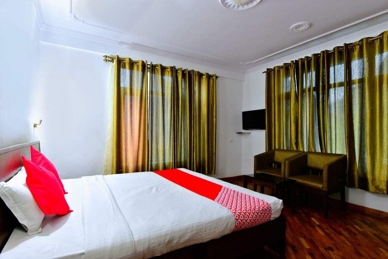 Oyo 38759 Tara Cottages Hotel 3*