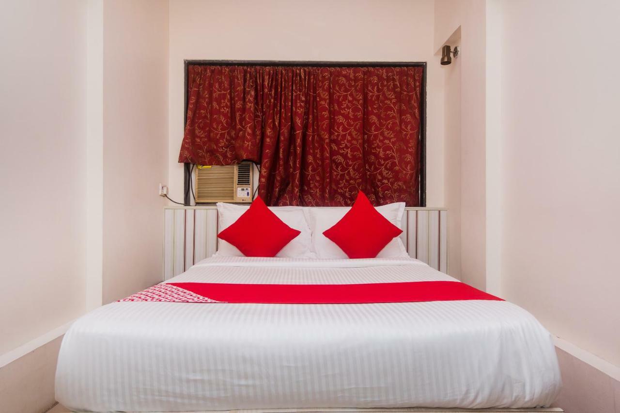 Spot On 37336 Neelgiri Hotel 3*