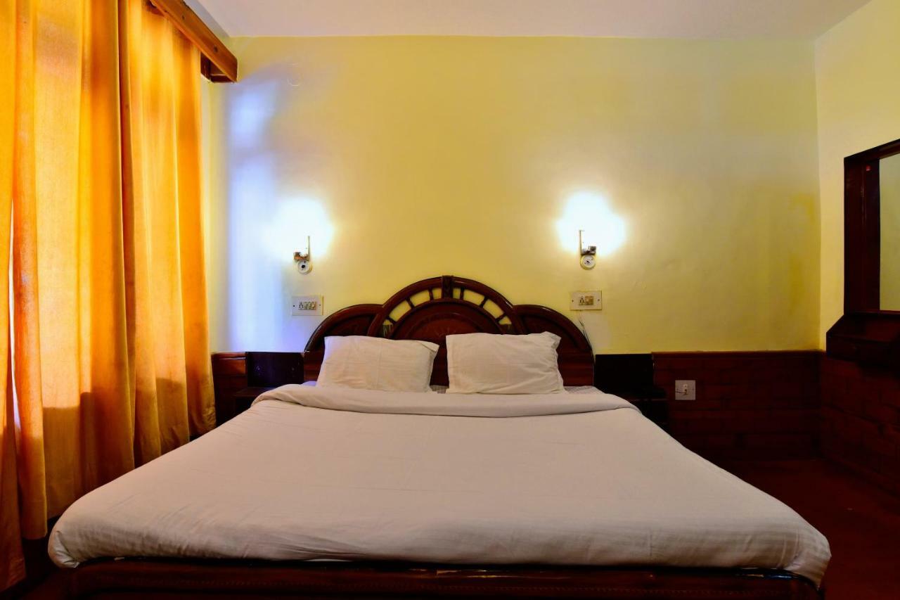 Spot On 37336 Neelgiri Hotel 3*