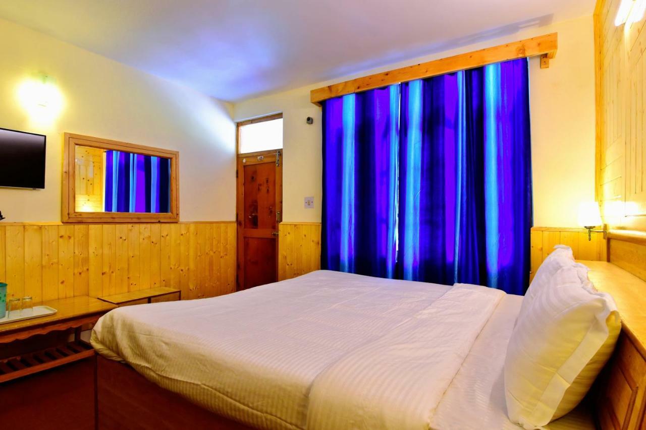 Hotel Spot On 37336 Neelgiri Manali (Himachal Pradesh)