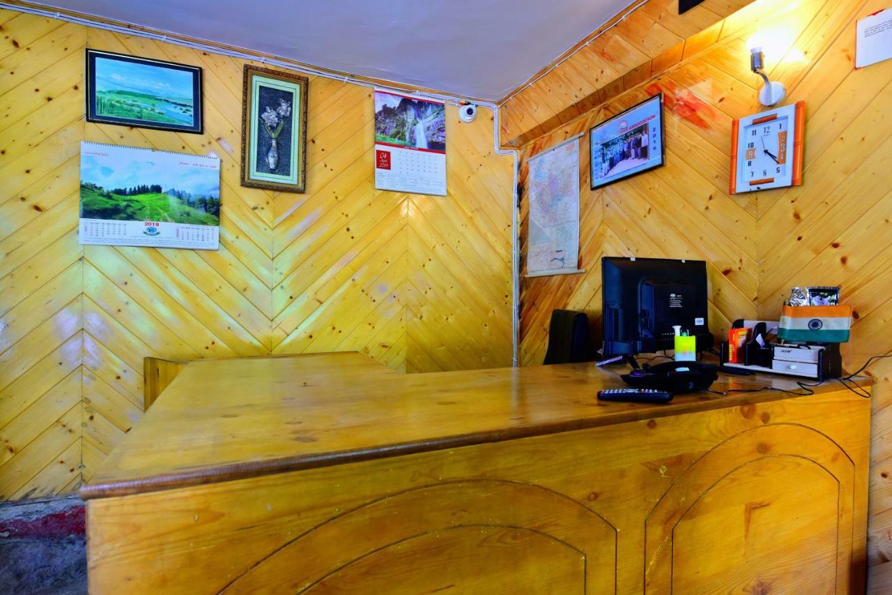 Spot On 37336 Neelgiri Hotel 3*