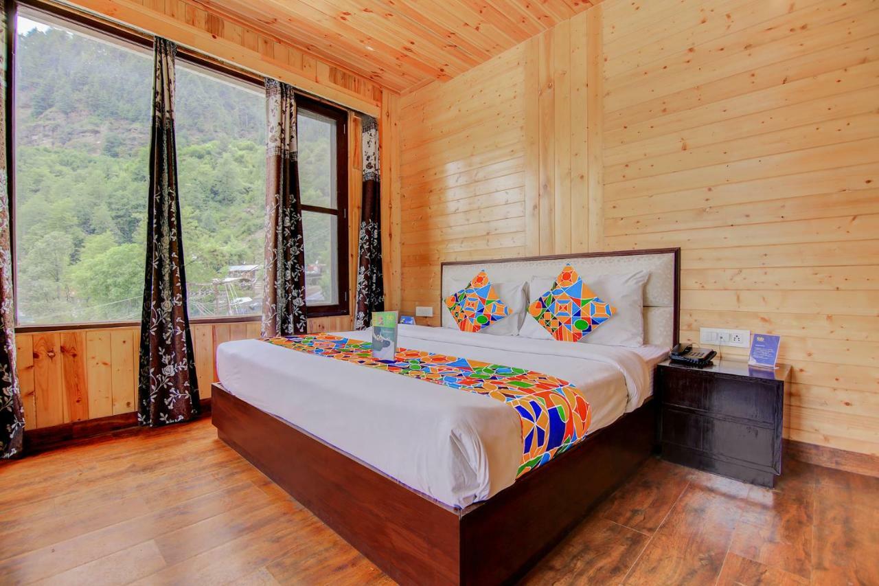 Hotel Fabescape River Regency