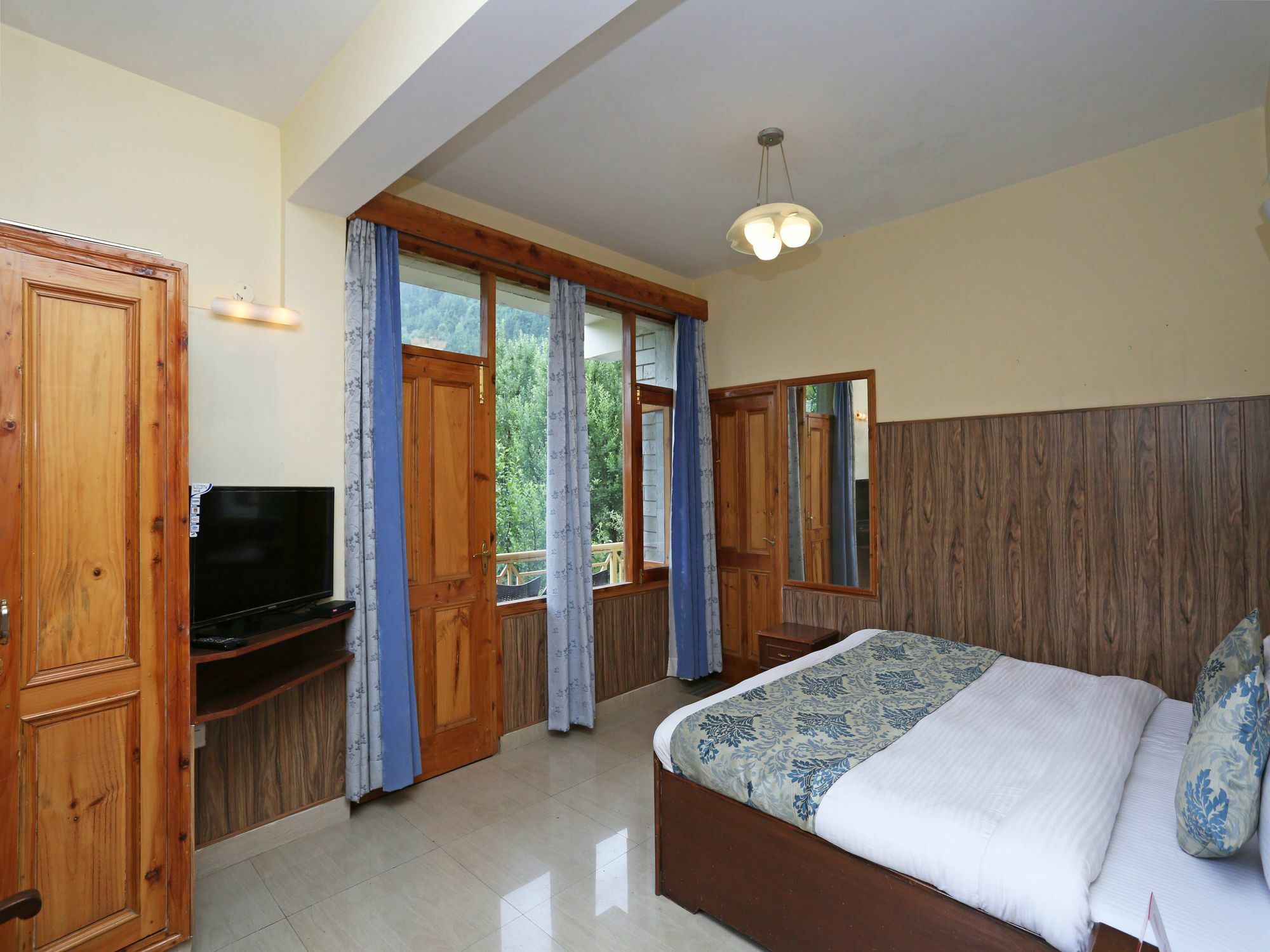 Oyo 9483 Himalayan Ecstacy 3* Manali (Himachal Pradesh)