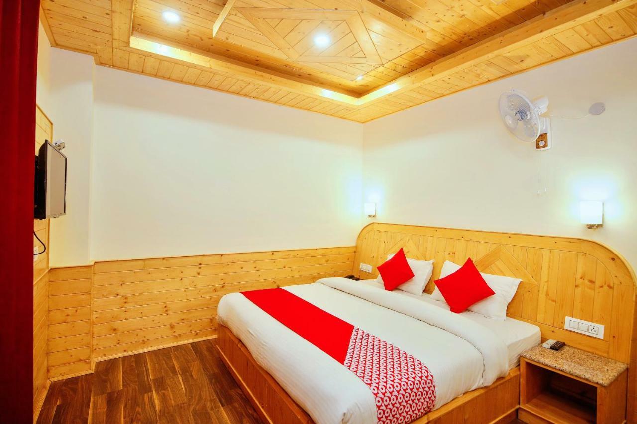 Oyo 24026 Snow Hills Hotel Manali (Himachal Pradesh)