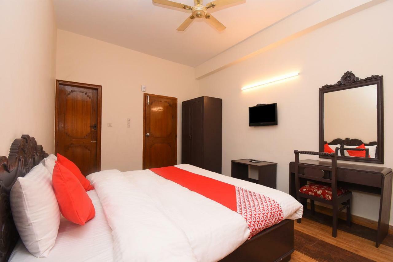 Kalinga Intercontinental Hotel 3*
