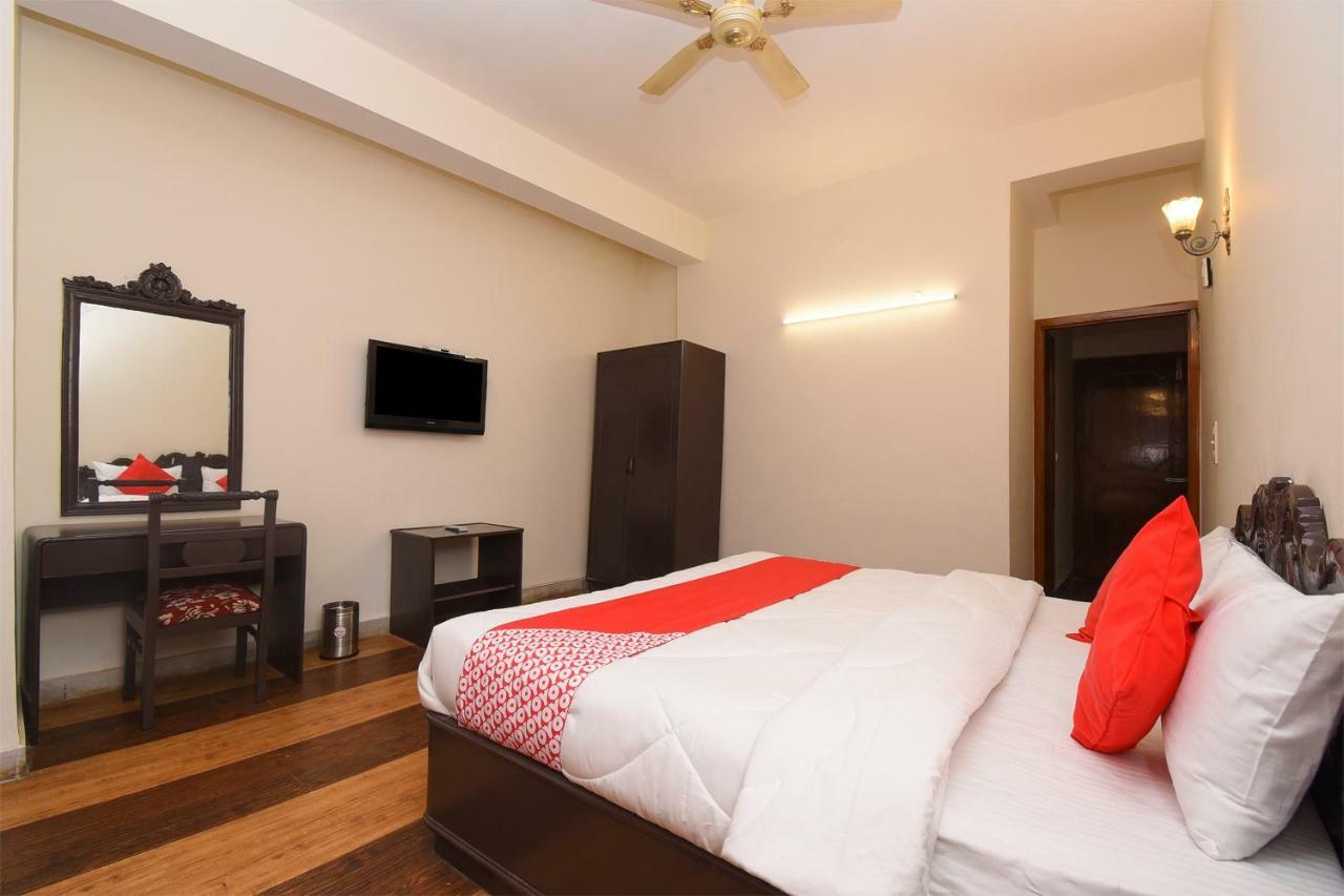 Hotel Kalinga Intercontinental 3*