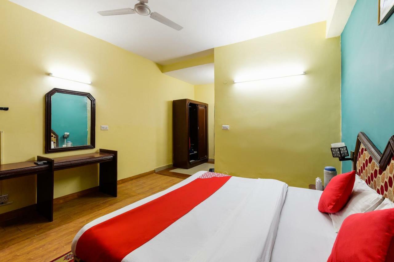 Sitara International Hotel Manali (Himachal Pradesh)