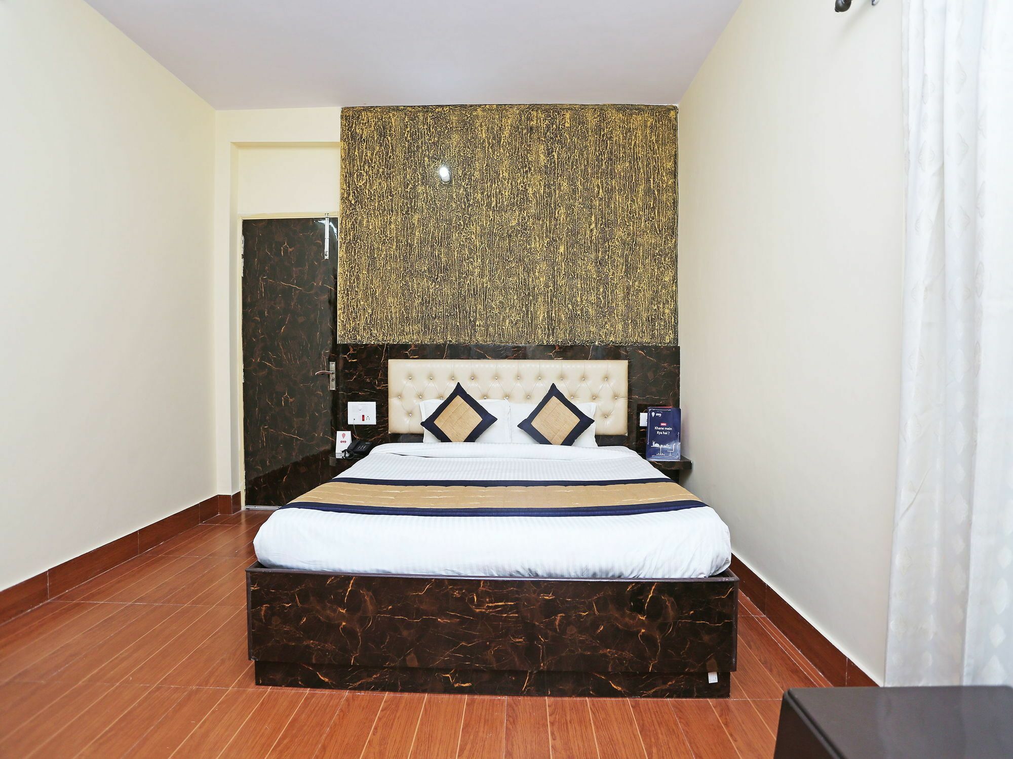 Hotel Oyo 9484 Yugrishi