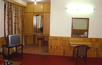 New Adarsh Hotel