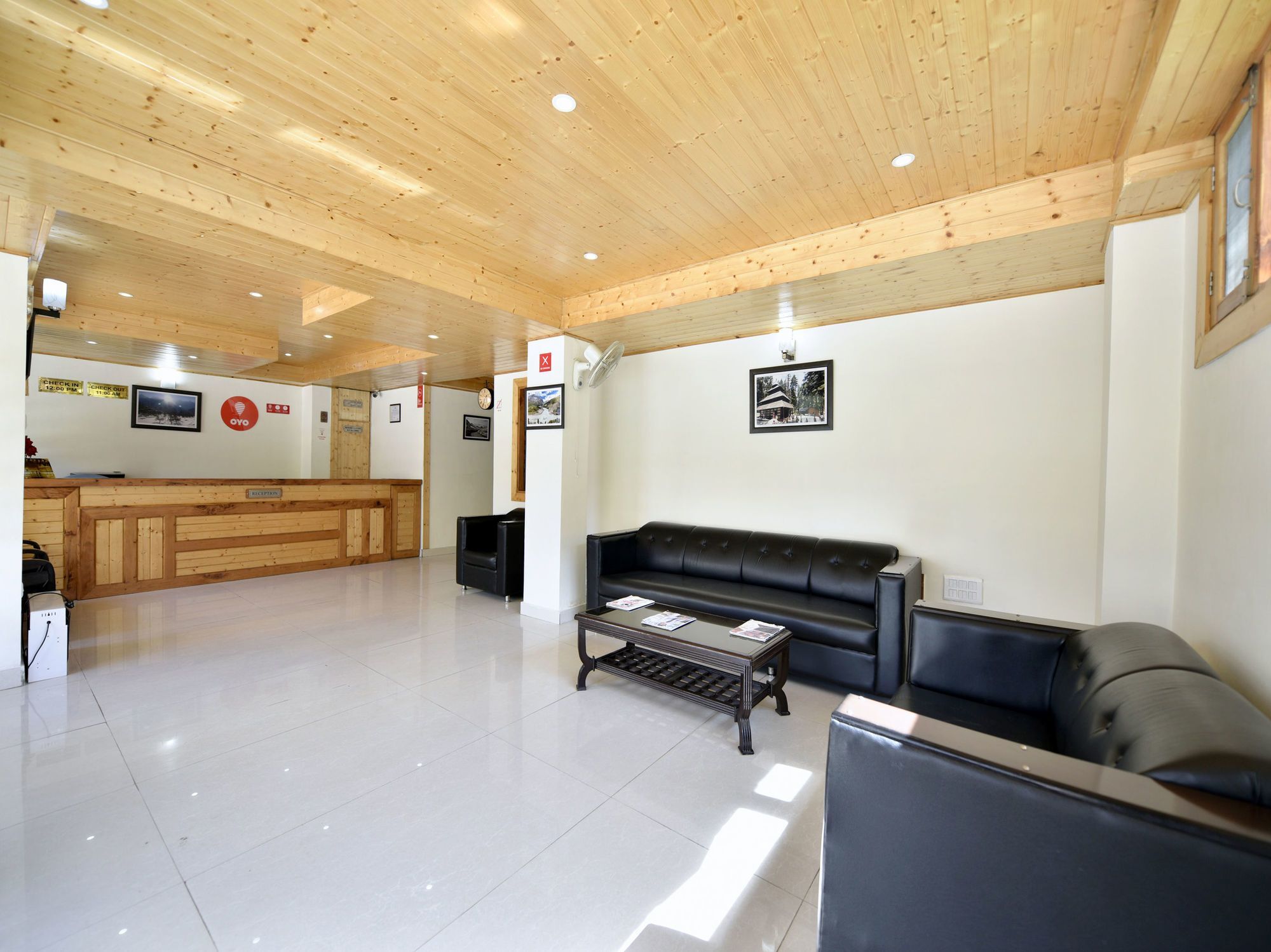 Hotel Oyo 8797 Mountain Regency Manali (Himachal Pradesh)