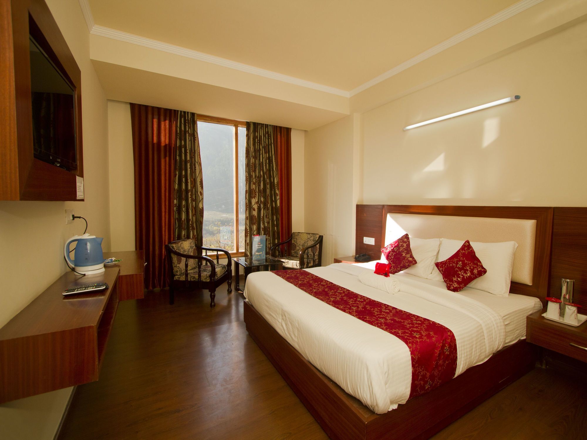 Oyo 2943 Eco Groves Hotel 2*